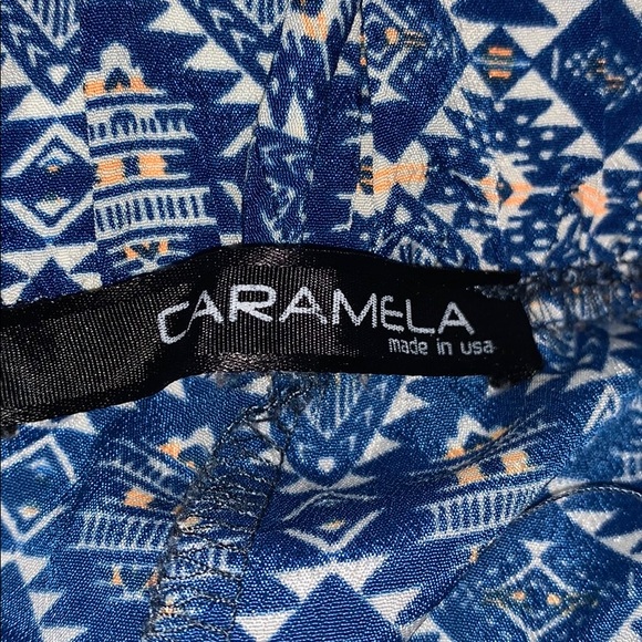 Blue pattern flowy shorts - Picture 3 of 3